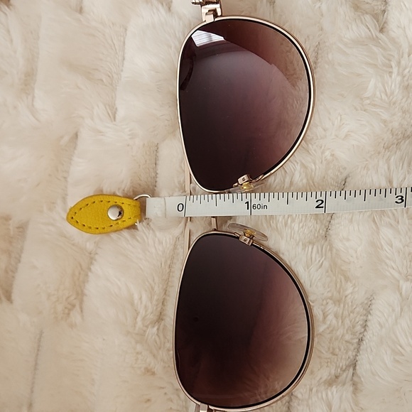 Fashion Sunglasses - Picture 6 of 9